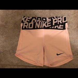 Nike Pro Intertwist shorts size S